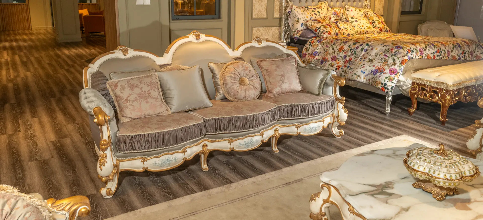 Asnaghi Interiors Manon