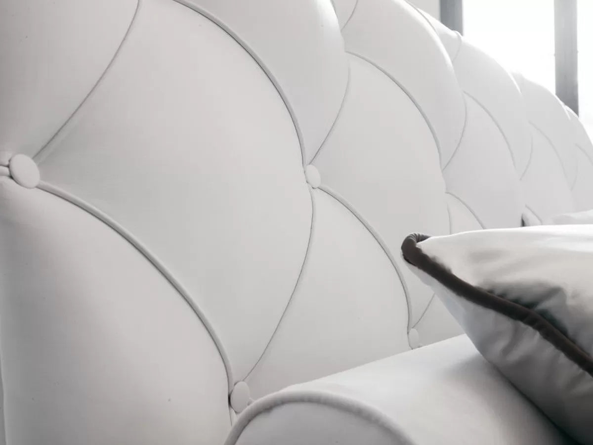 Giường ngủ Twils Dorian