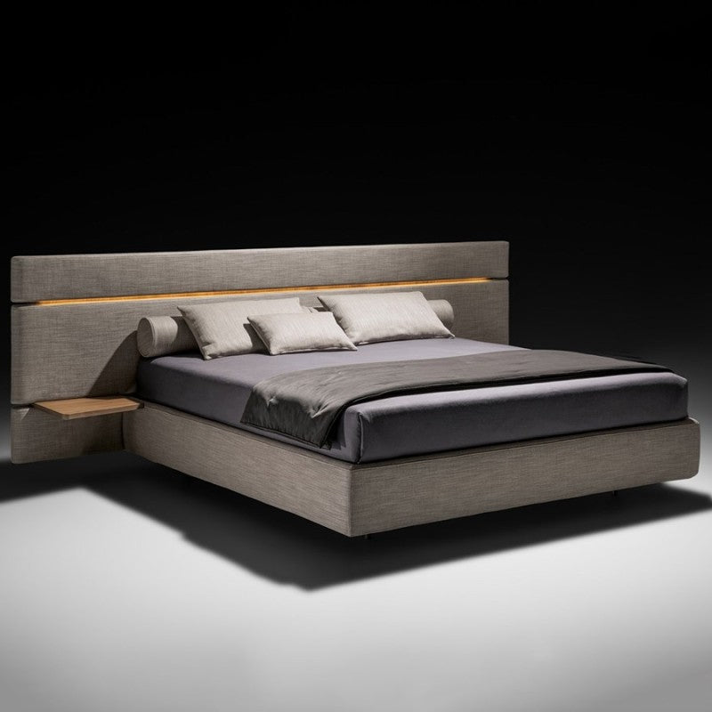 Bộ giường Twils Infinito 1.8 x 2.0 m bọc da Cat. P